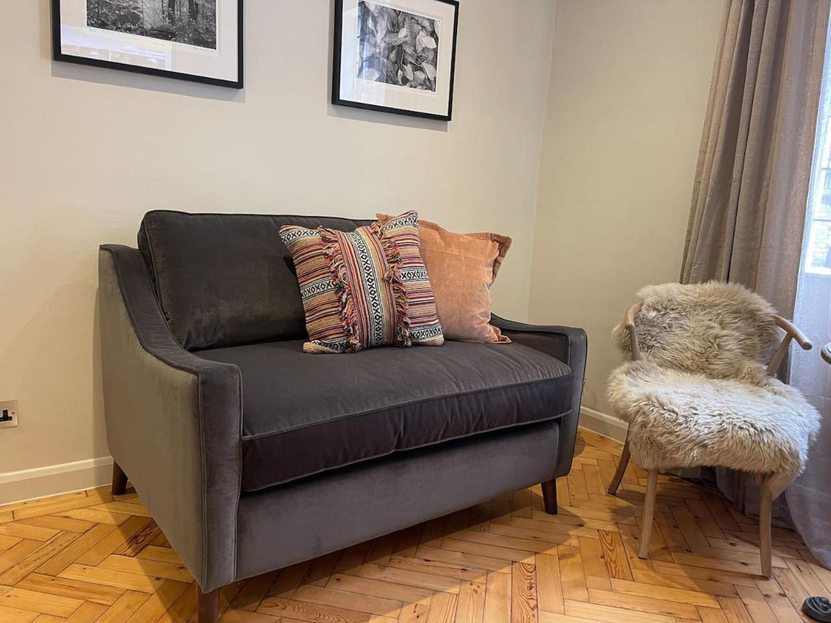 Luxury London English Charm 외부 사진