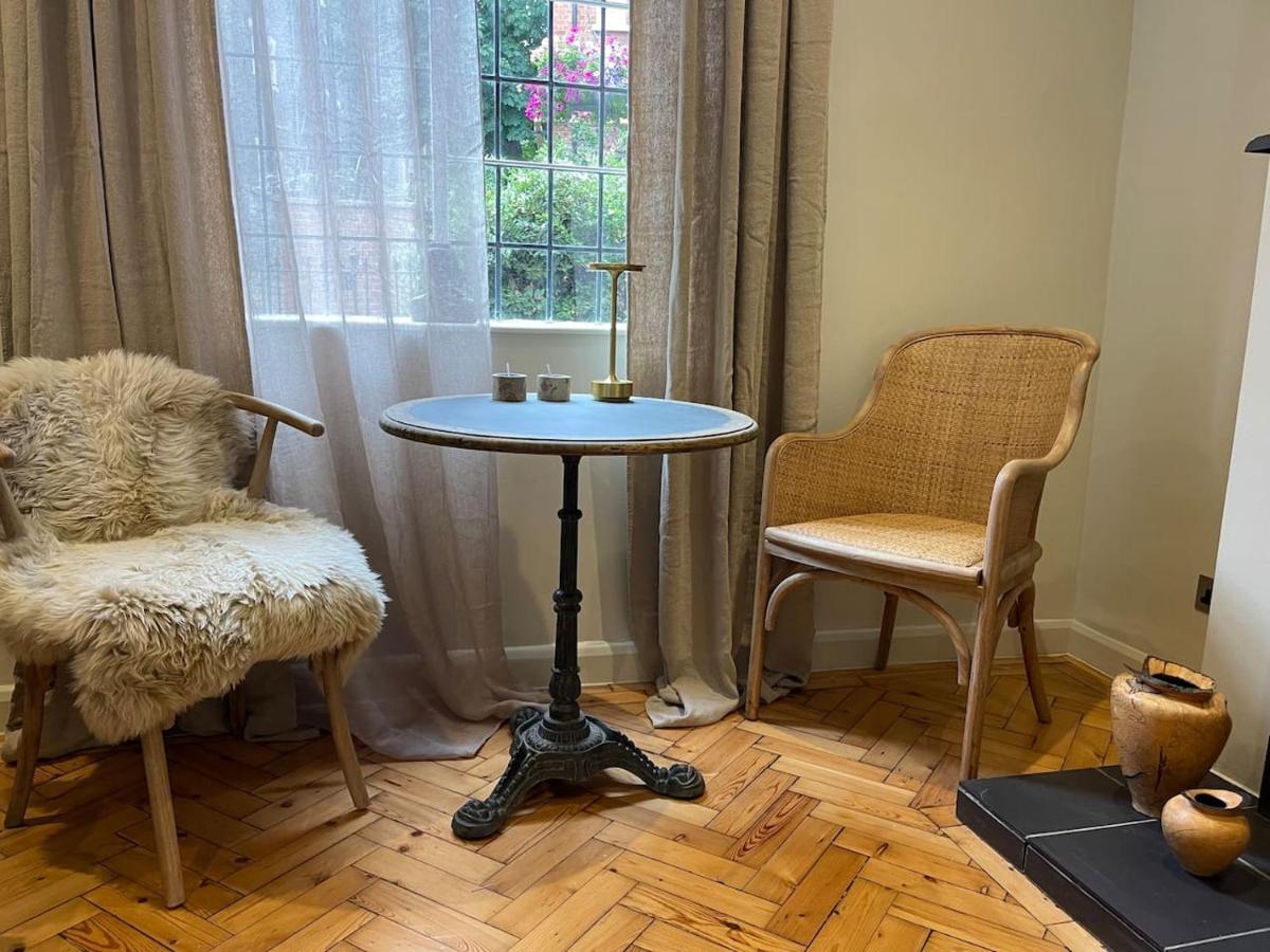 Luxury London English Charm 외부 사진