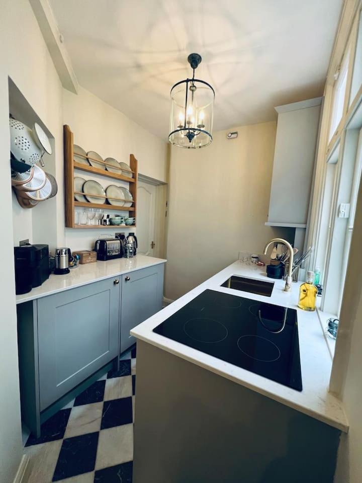 Luxury London English Charm 외부 사진