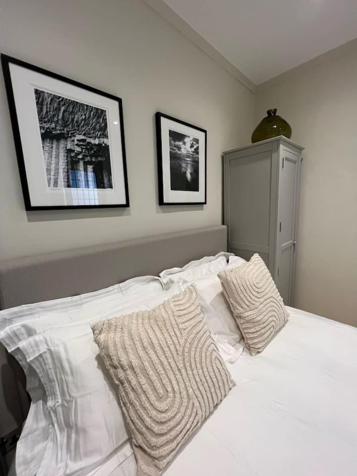 Luxury London English Charm 외부 사진